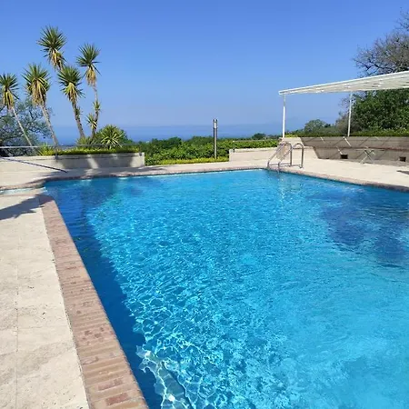 Chalet Vista Capri Chalet